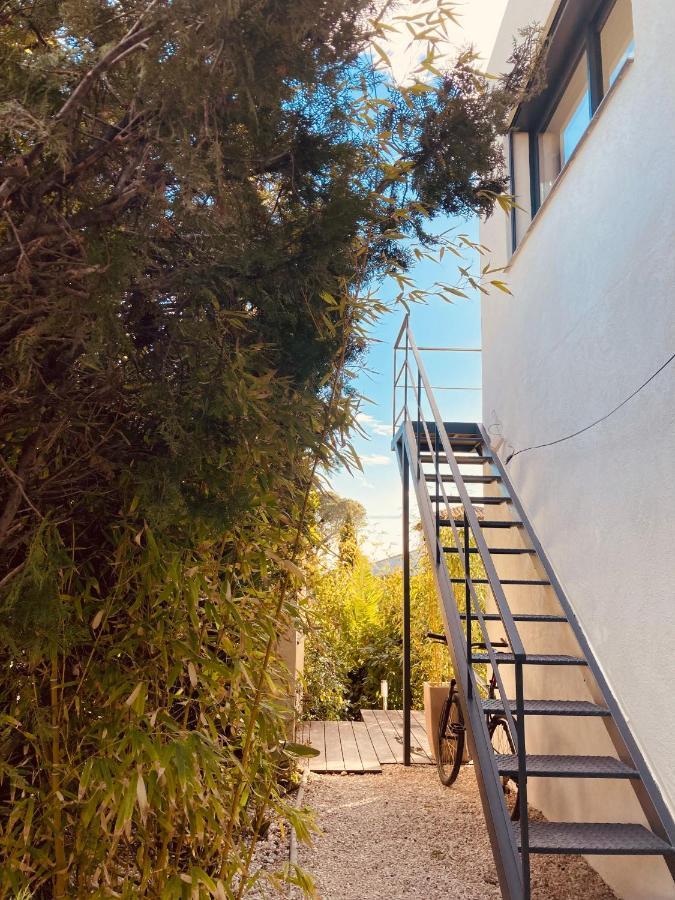 Apartmán Le Cube Boulouris-sur-Mer Exteriér fotografie